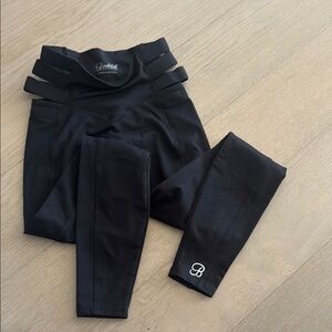 Bombshell sportswear Black Leggings with Logo Detail, cut out at waist